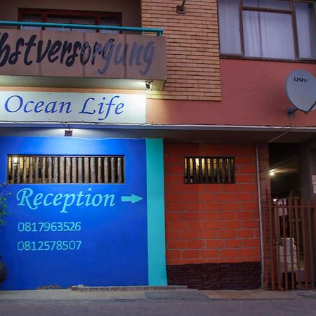 Oceanlife Guesthouse And Restaurant Luederitz Extérieur photo