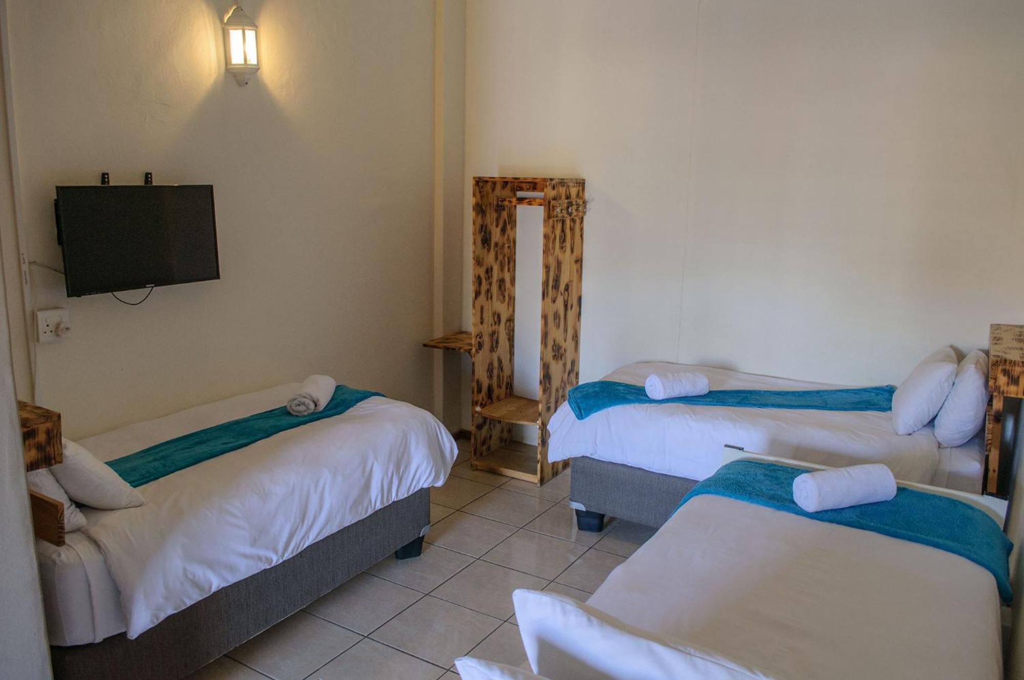 Oceanlife Guesthouse And Restaurant Luederitz Extérieur photo