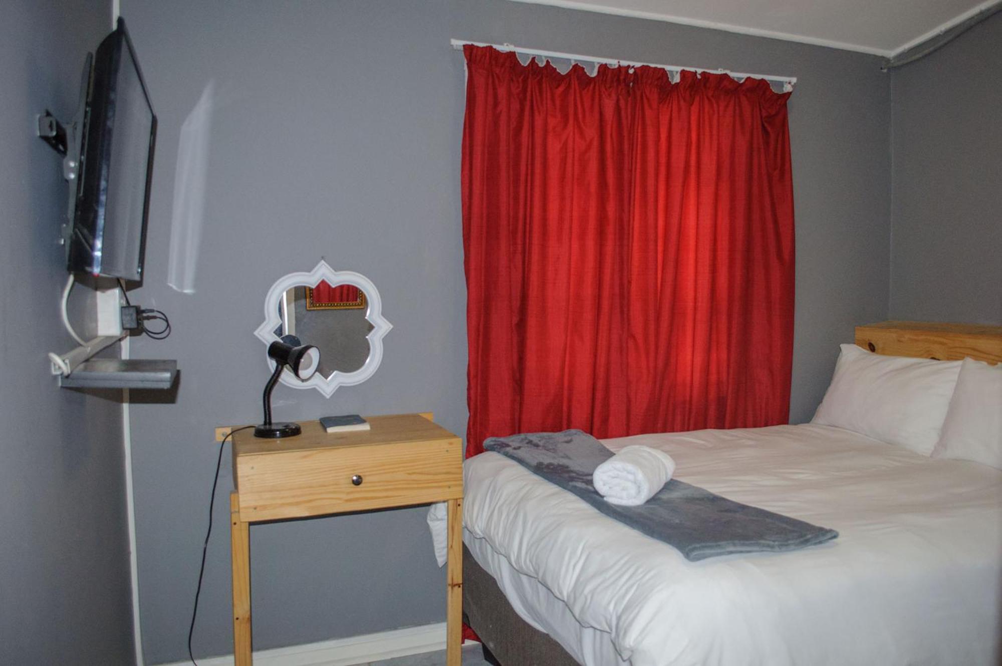 Oceanlife Guesthouse And Restaurant Luederitz Extérieur photo