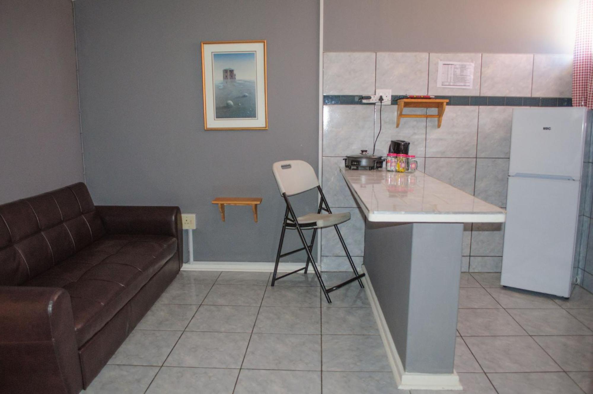 Oceanlife Guesthouse And Restaurant Luederitz Extérieur photo