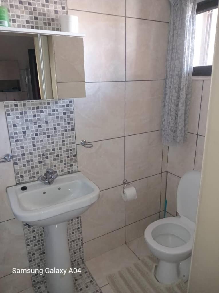 Oceanlife Guesthouse And Restaurant Luederitz Extérieur photo