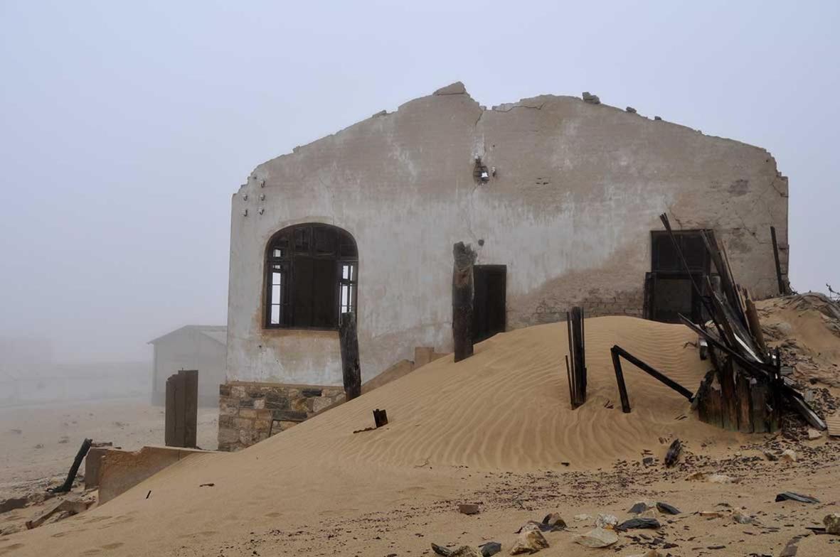 Oceanlife Guesthouse And Restaurant Luederitz Extérieur photo